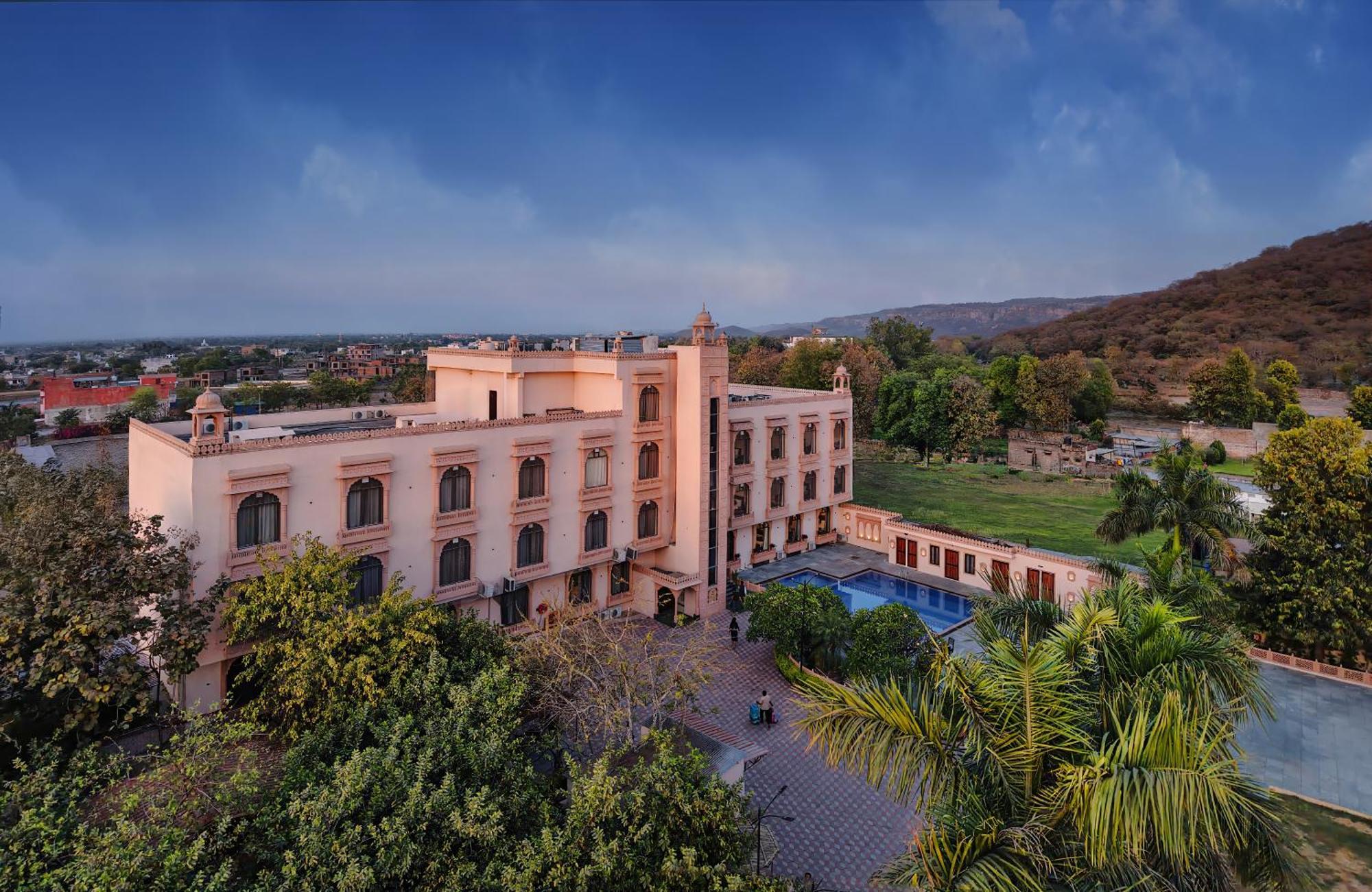 Ranthambhore National Resort Sawai Madhopur Exterior photo
